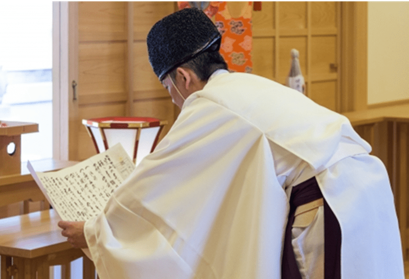 神式葬儀の流れや香典、仏式葬儀との違いを説明