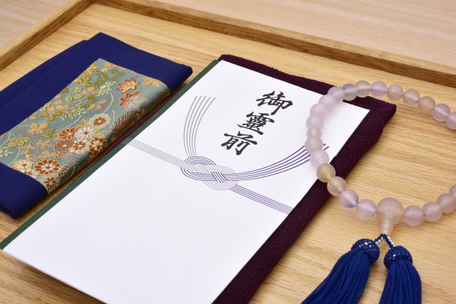 葬式で使う袱紗（ふくさ）の種類とマナーについて｜北海道・札幌市の家族葬斎場・葬儀はウィズハウス